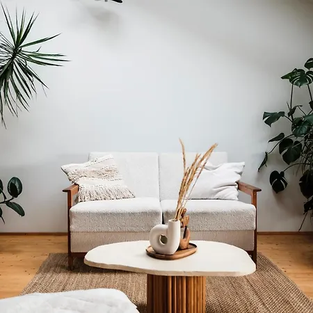 White Loft In Center With 2 King Size Beds Appartement Riga