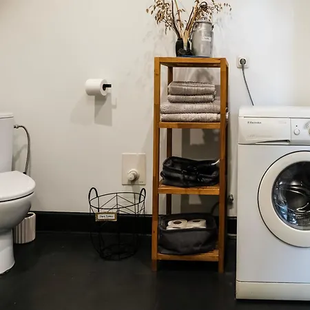 White Loft In Center With 2 King Size Beds Apartment *