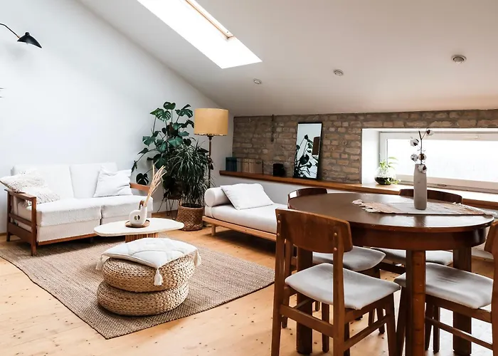 White Loft In Center With 2 King Size Beds Dzīvoklis Riga