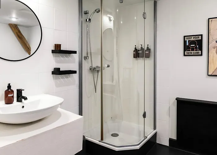 White Loft In Center With 2 King Size Beds Dzīvoklis *