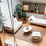 Apartment White Loft In Center With 2 King Size Beds Riga
