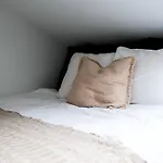 Apartment White Loft In Center With 2 King Size Beds